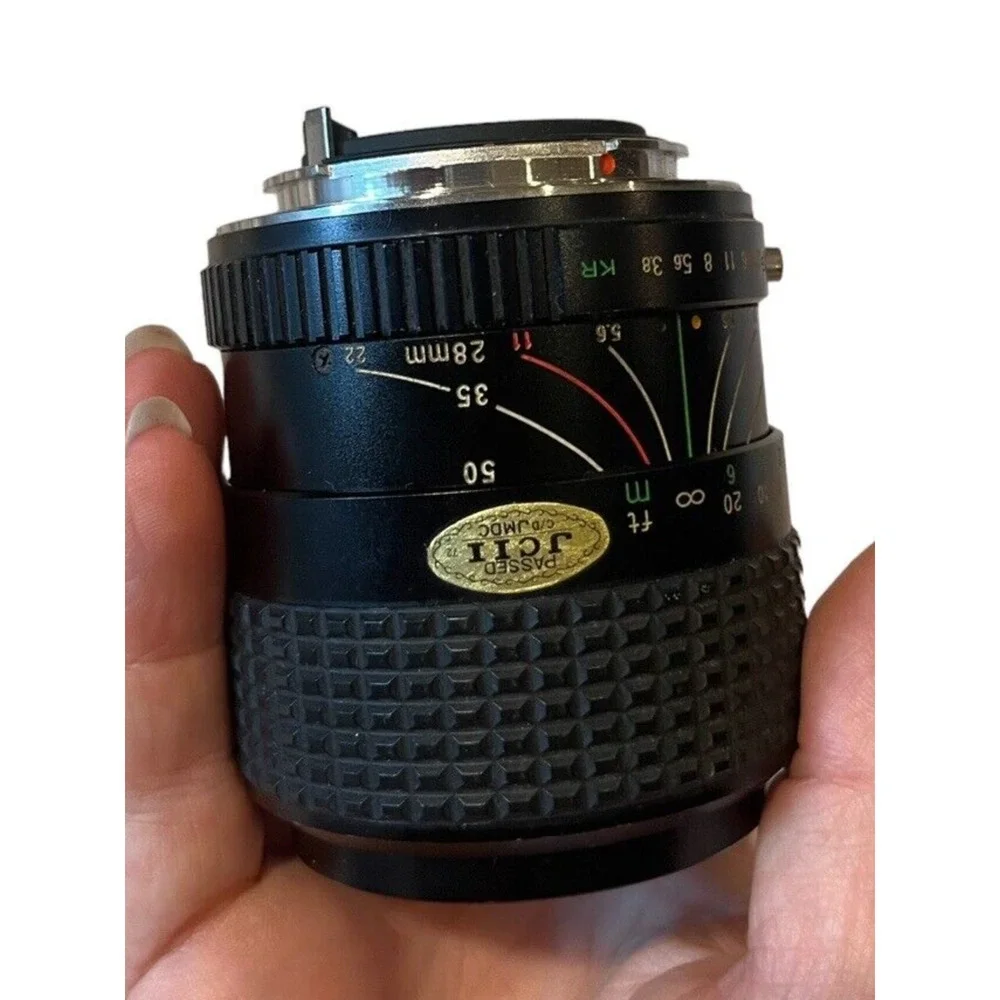 Saitex 28mm - 70mm Zoom Lens 1:3.8-4.8 No K8770107 w/ 1 lens cover